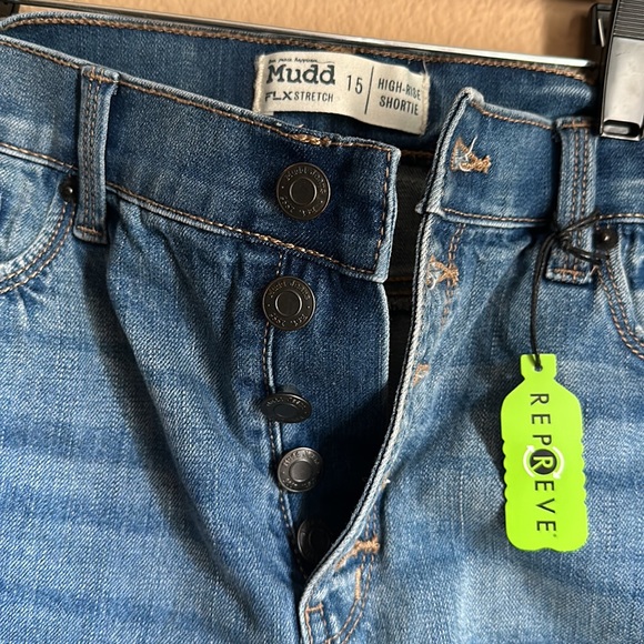 Mudd size 10/12 distressed high rise button up jean shorts - Picture 4 of 9